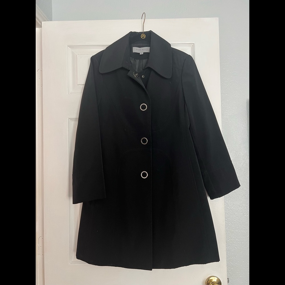 Black Trench Coat - Picture 4 of 6